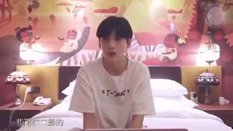 爆笑学姐吃瓜视频,笑料百出，揭秘校园幕后趣事