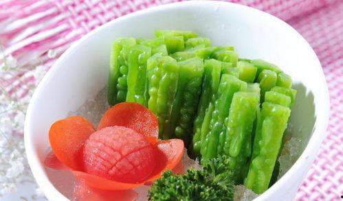 吃凉瓜再吃绿豆,夏日消暑养生新搭配